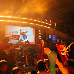 男女插孔免费观看视频
